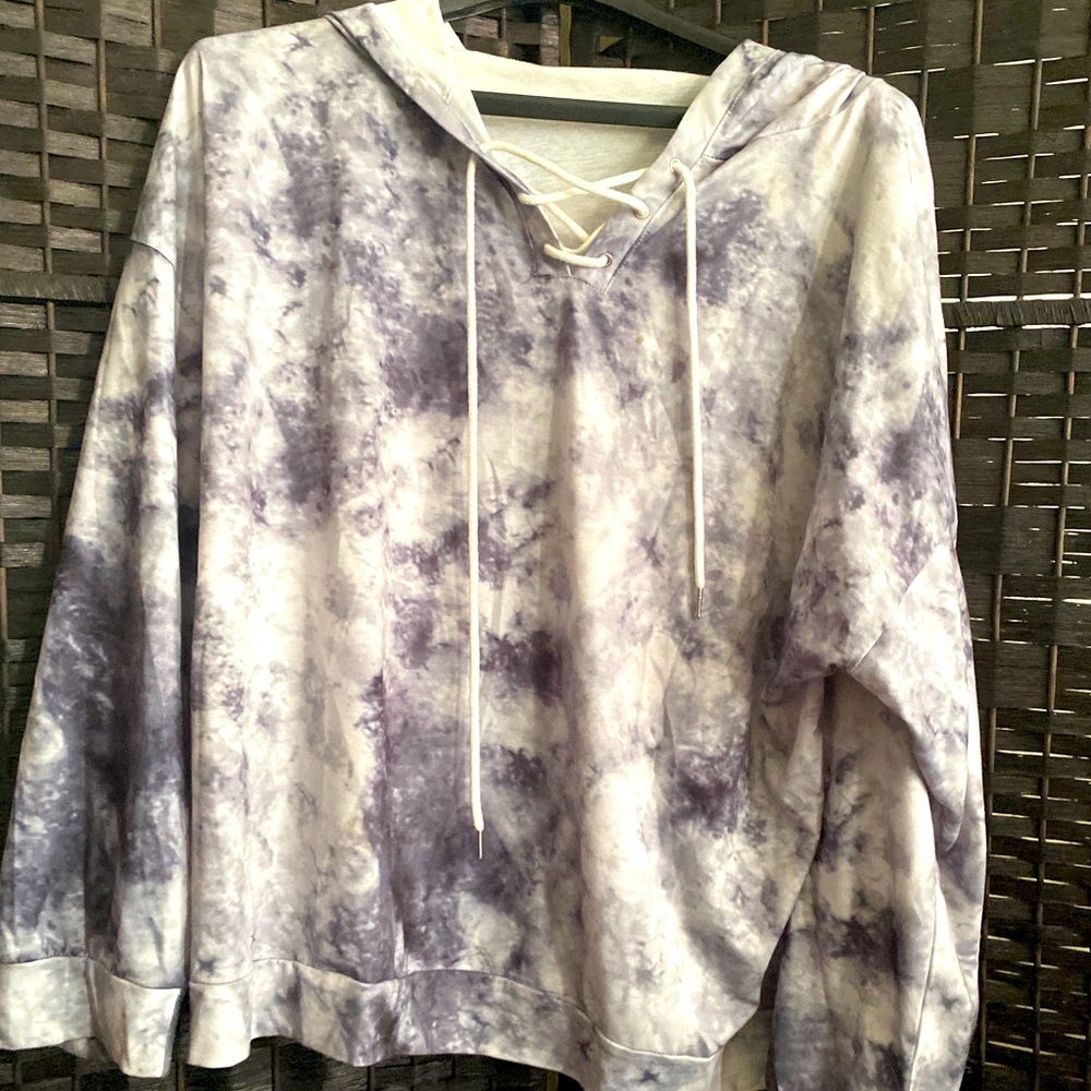 Gray Tye dye sweatshirt